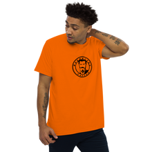 Load image into Gallery viewer, Men&#39;s fitted straight cut t-shirt Respectus  Coffee
